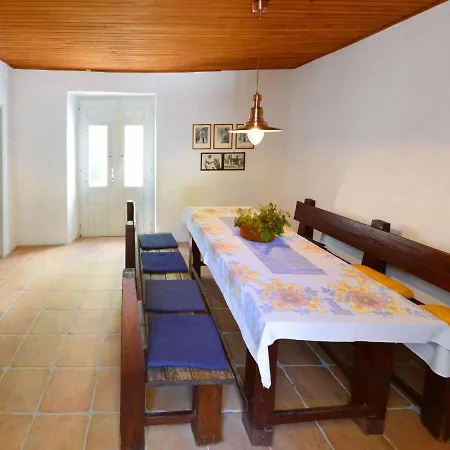 Prázdninový dům Dubravka By Interhome *