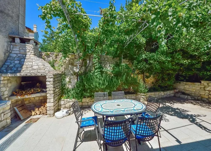 Dubravka By Interhome *